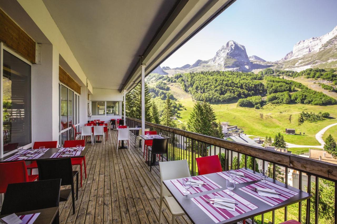 Hotel Belambra Club Gourette - Lou Sarri Extérieur photo